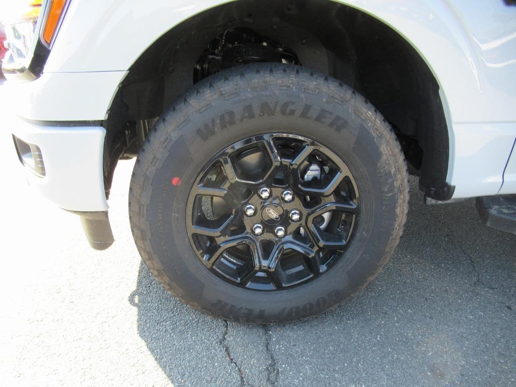new 2025 Ford F-150 car, priced at $55,585