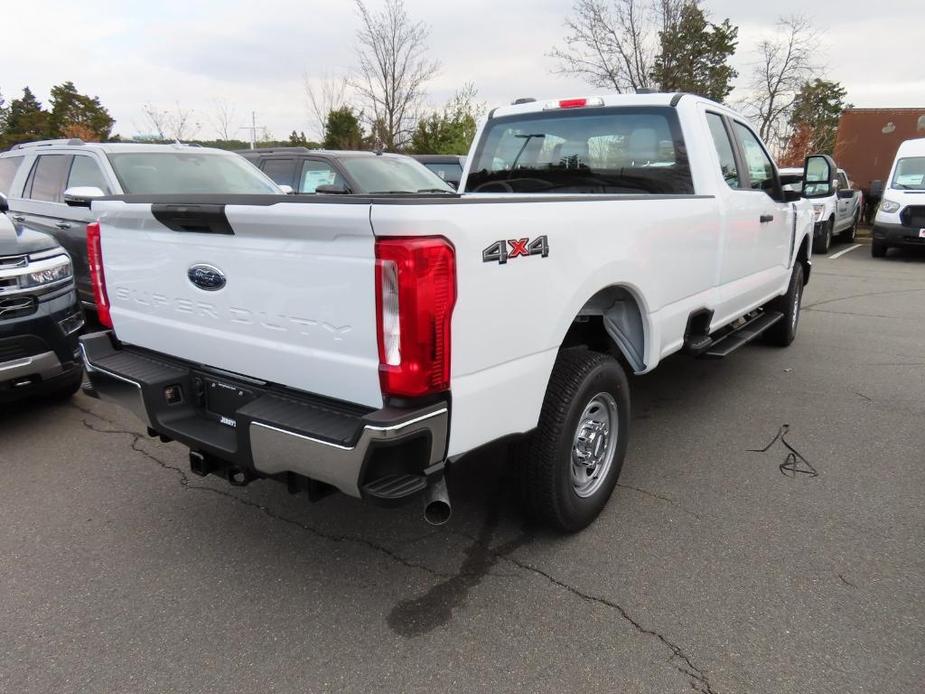 new 2024 Ford F-250 car, priced at $46,737