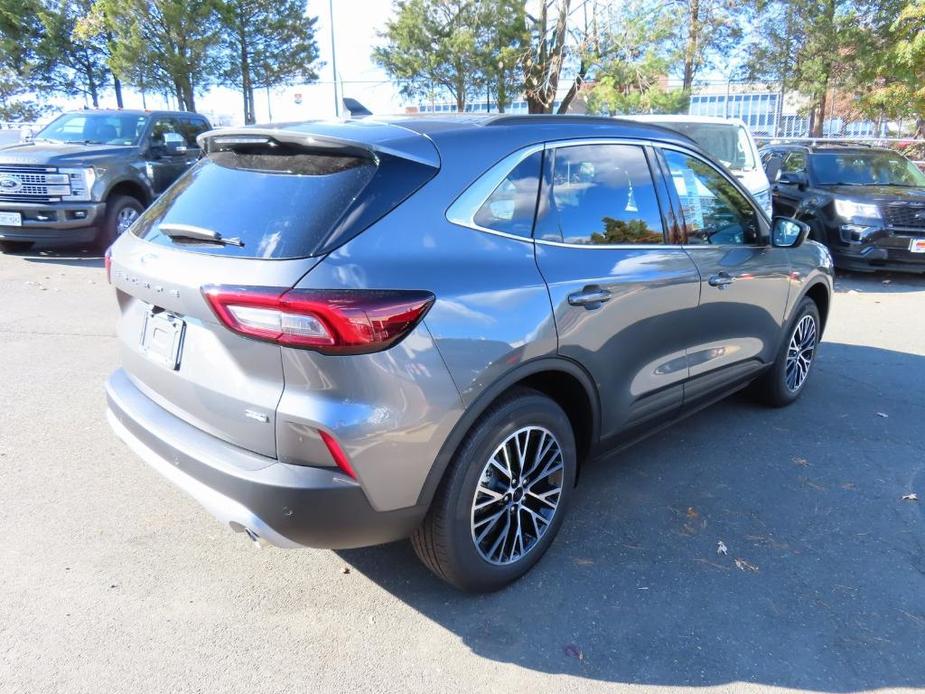 new 2025 Ford Escape car, priced at $35,061