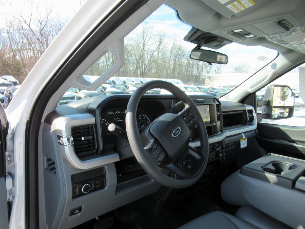 new 2025 Ford F-250 car, priced at $51,650