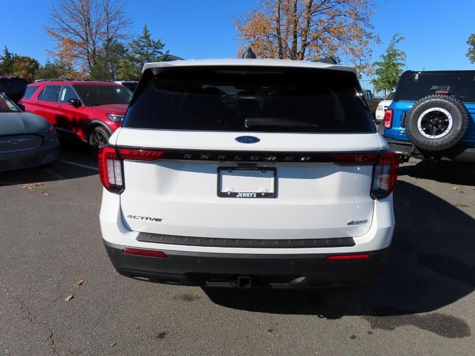 new 2025 Ford Explorer car, priced at $39,504