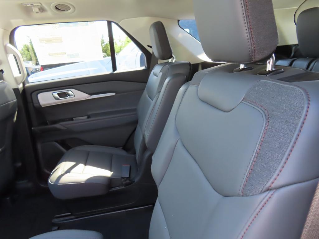 new 2025 Ford Explorer car, priced at $44,312