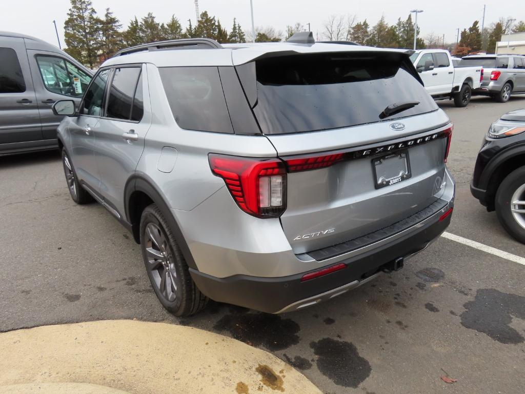 new 2025 Ford Explorer car, priced at $44,593