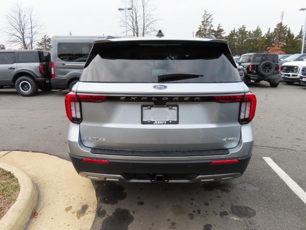 new 2025 Ford Explorer car, priced at $44,593