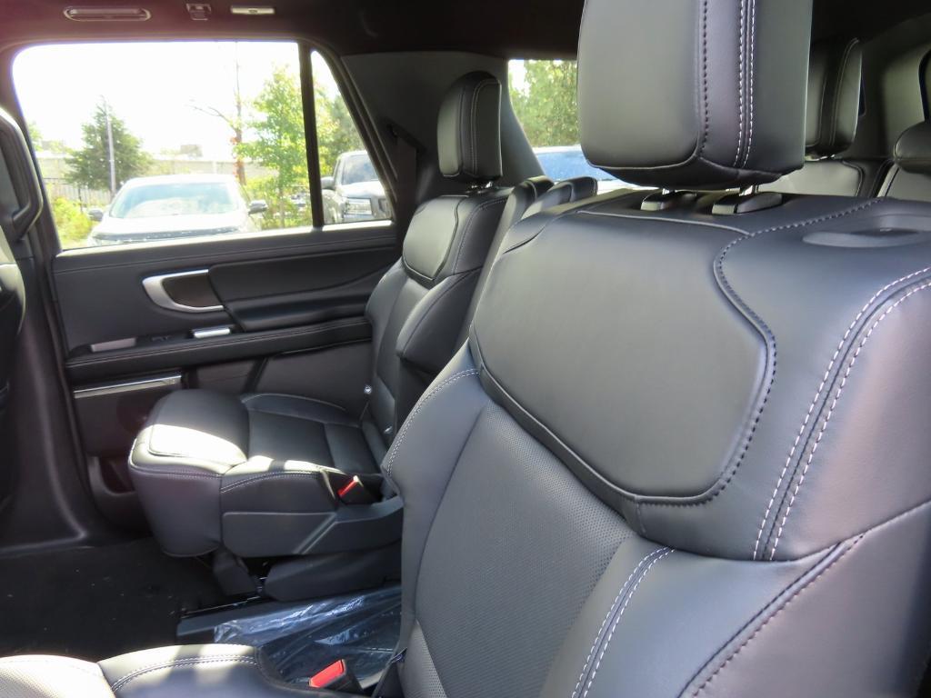 new 2025 Ford Expedition Max car, priced at $82,710