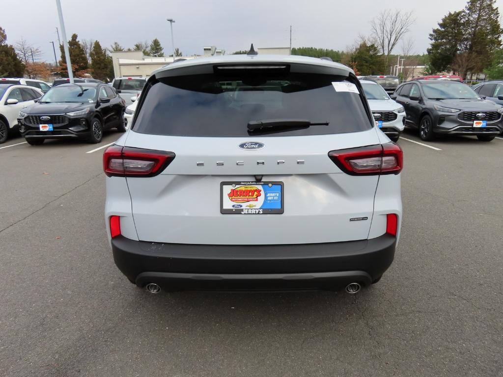 new 2025 Ford Escape car, priced at $31,373