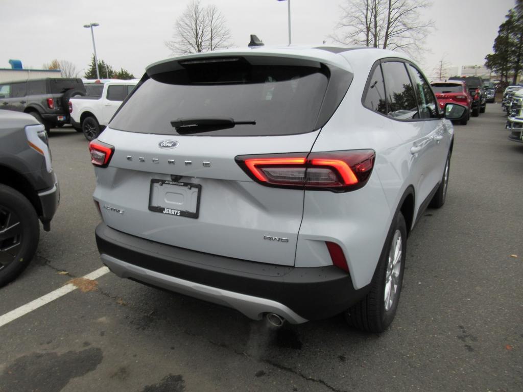 new 2025 Ford Escape car, priced at $28,648