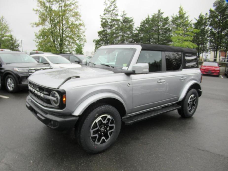 new 2024 Ford Bronco car, priced at $46,526