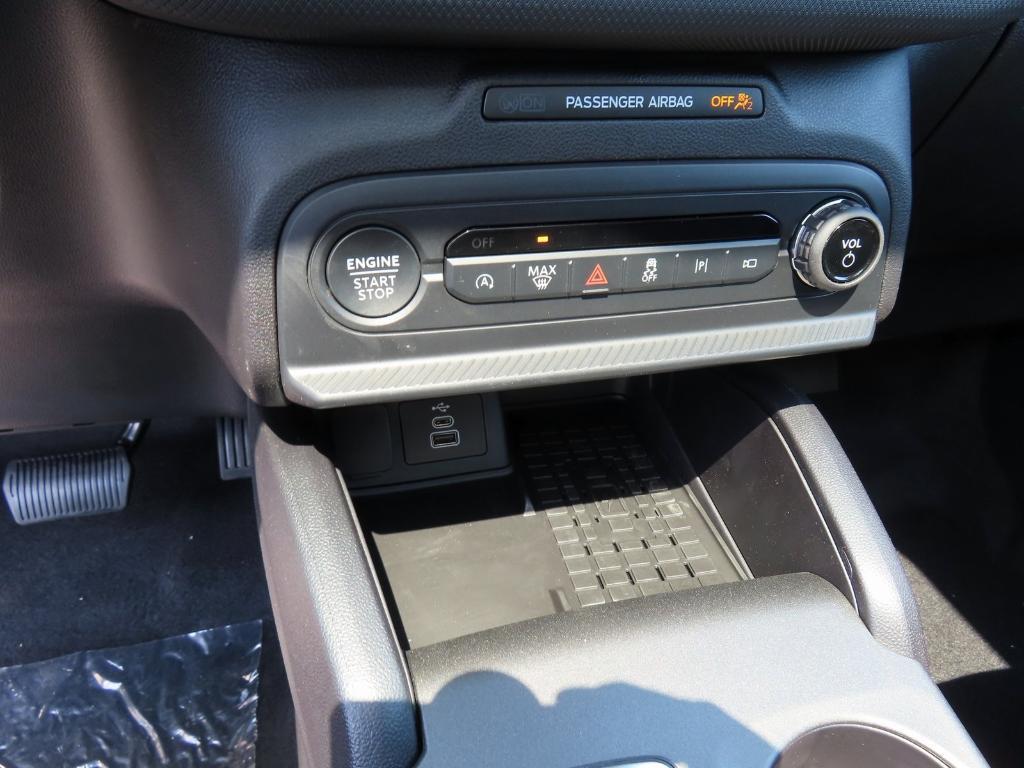 new 2025 Ford Bronco Sport car, priced at $36,559