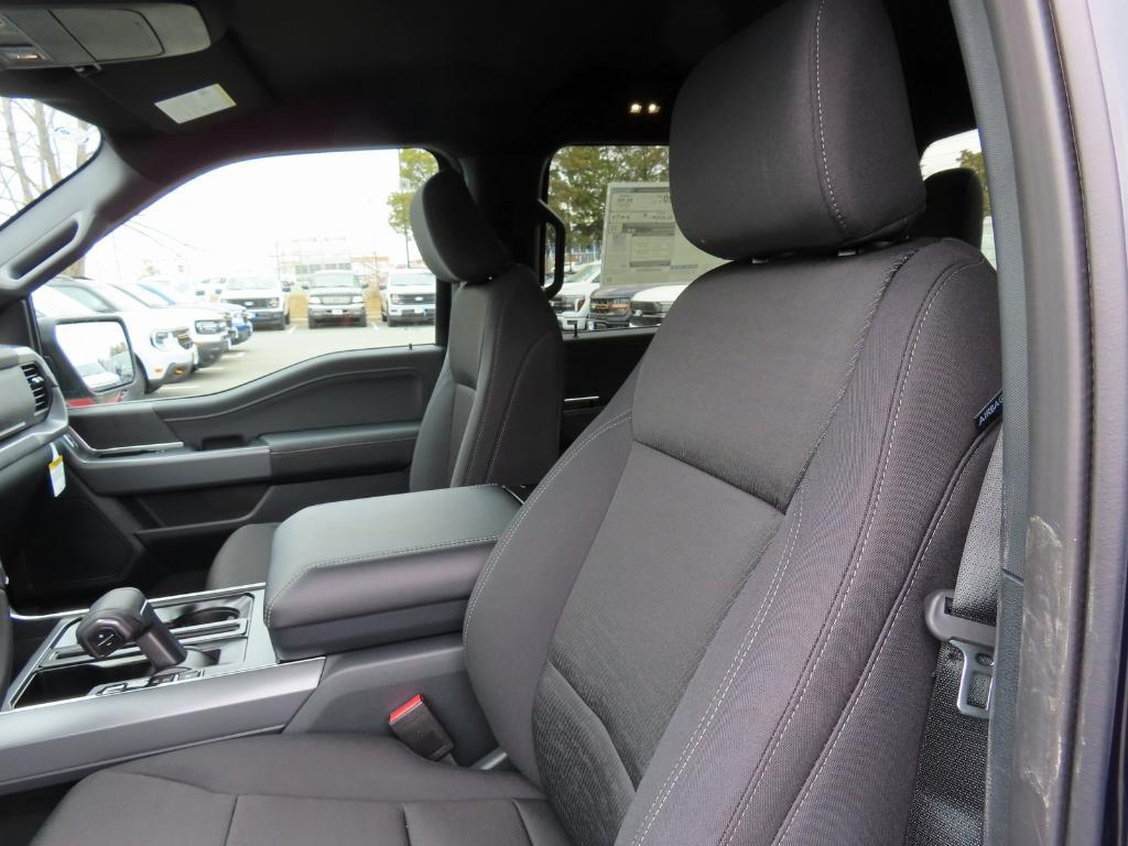new 2025 Ford F-150 car, priced at $50,006