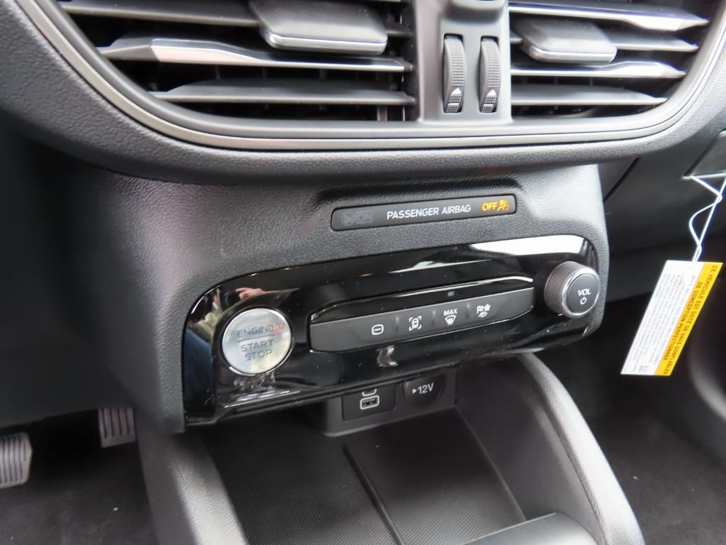 new 2025 Ford Escape car, priced at $32,108
