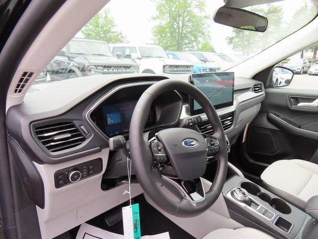 new 2025 Ford Escape car, priced at $31,228