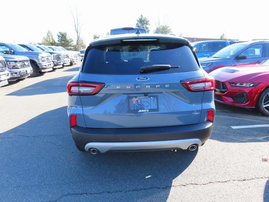 new 2025 Ford Escape car, priced at $39,663