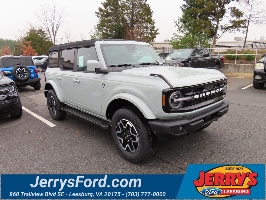 new 2024 Ford Bronco car, priced at $43,660