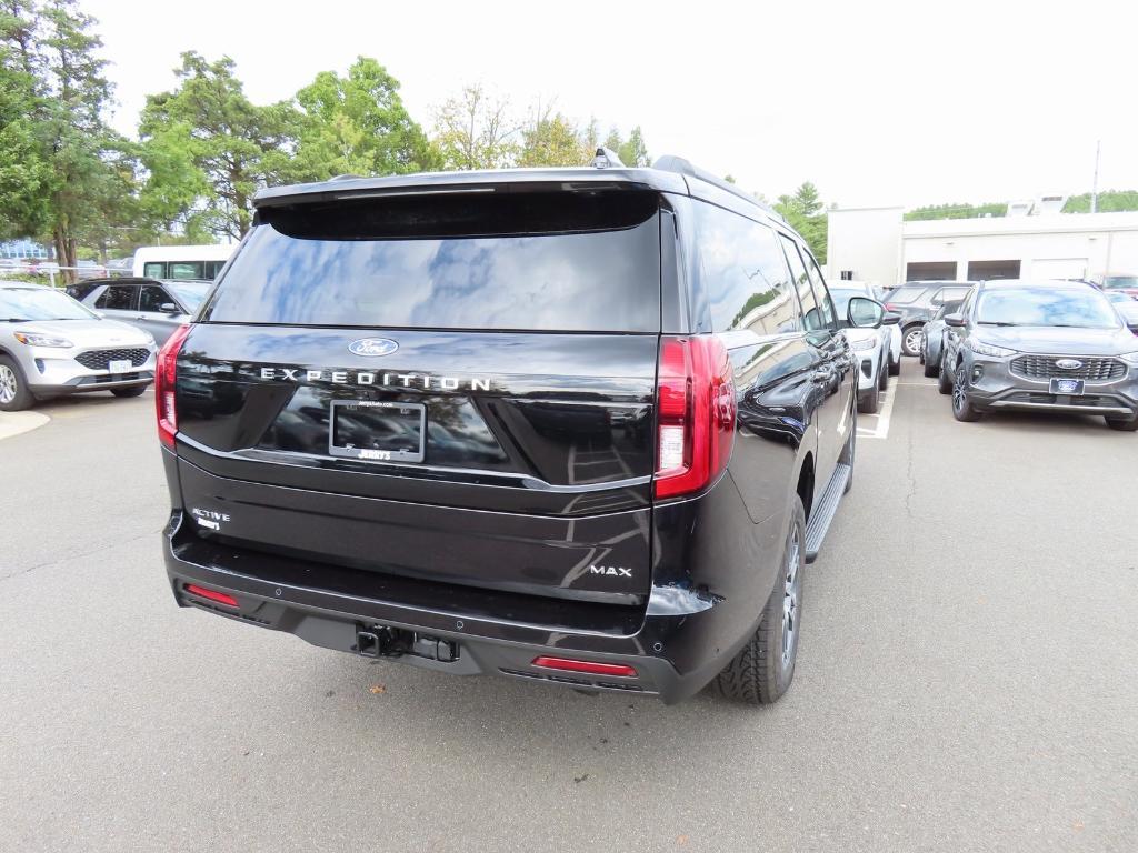new 2025 Ford Expedition Max car, priced at $72,730