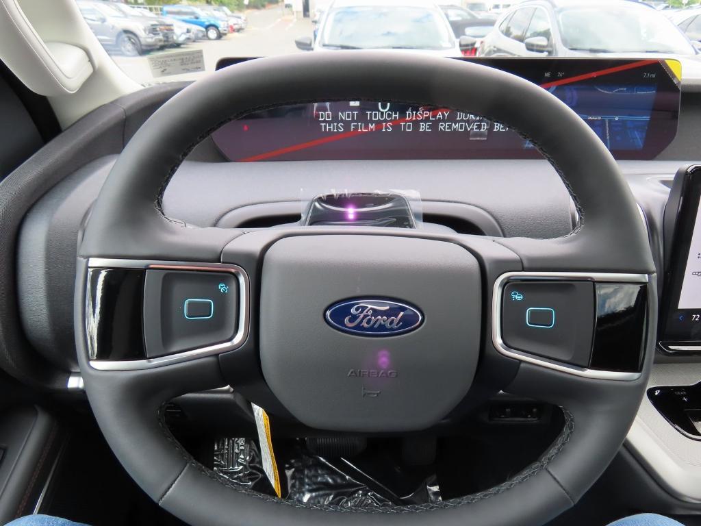 new 2025 Ford Expedition Max car, priced at $72,730