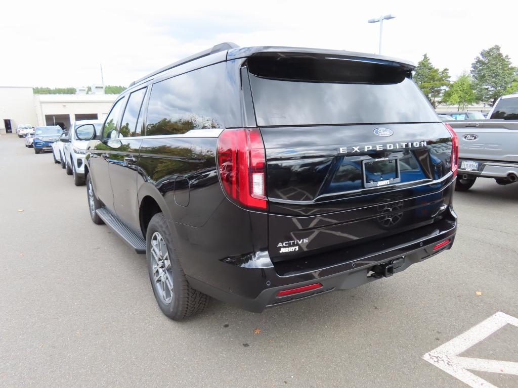new 2025 Ford Expedition Max car, priced at $72,730