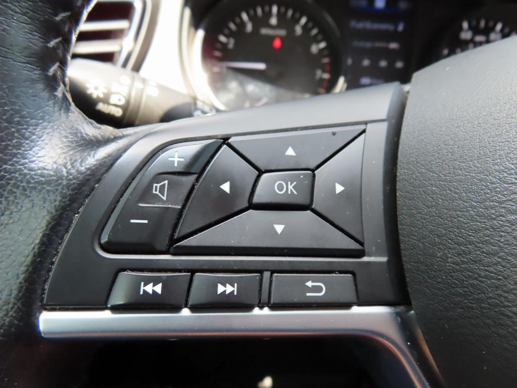 used 2020 Nissan Rogue Sport car, priced at $18,000