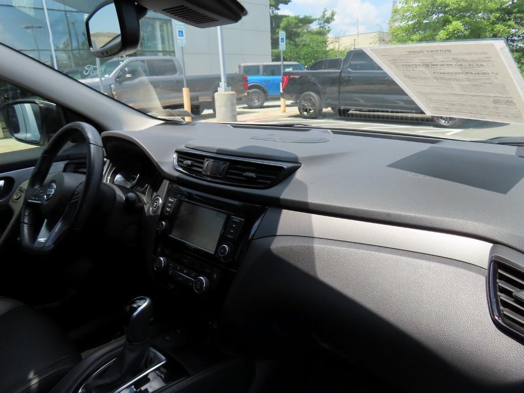 used 2020 Nissan Rogue Sport car, priced at $18,000