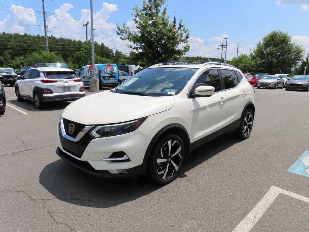 used 2020 Nissan Rogue Sport car, priced at $18,000