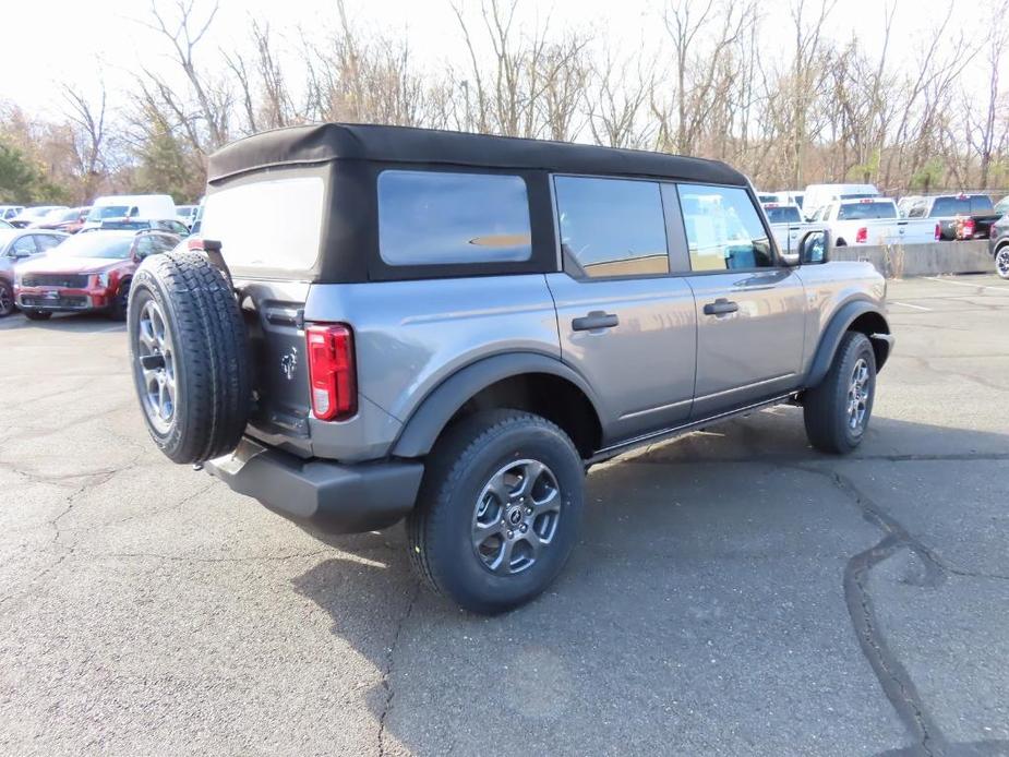 new 2024 Ford Bronco car, priced at $37,736