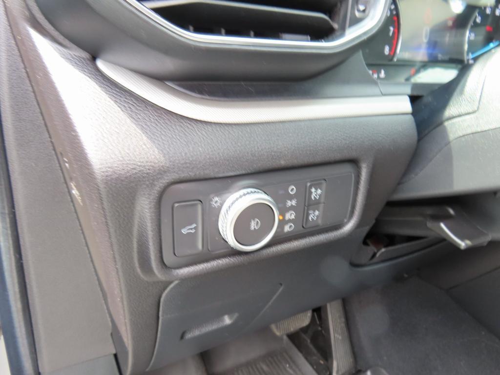 used 2022 Ford Explorer car, priced at $25,000