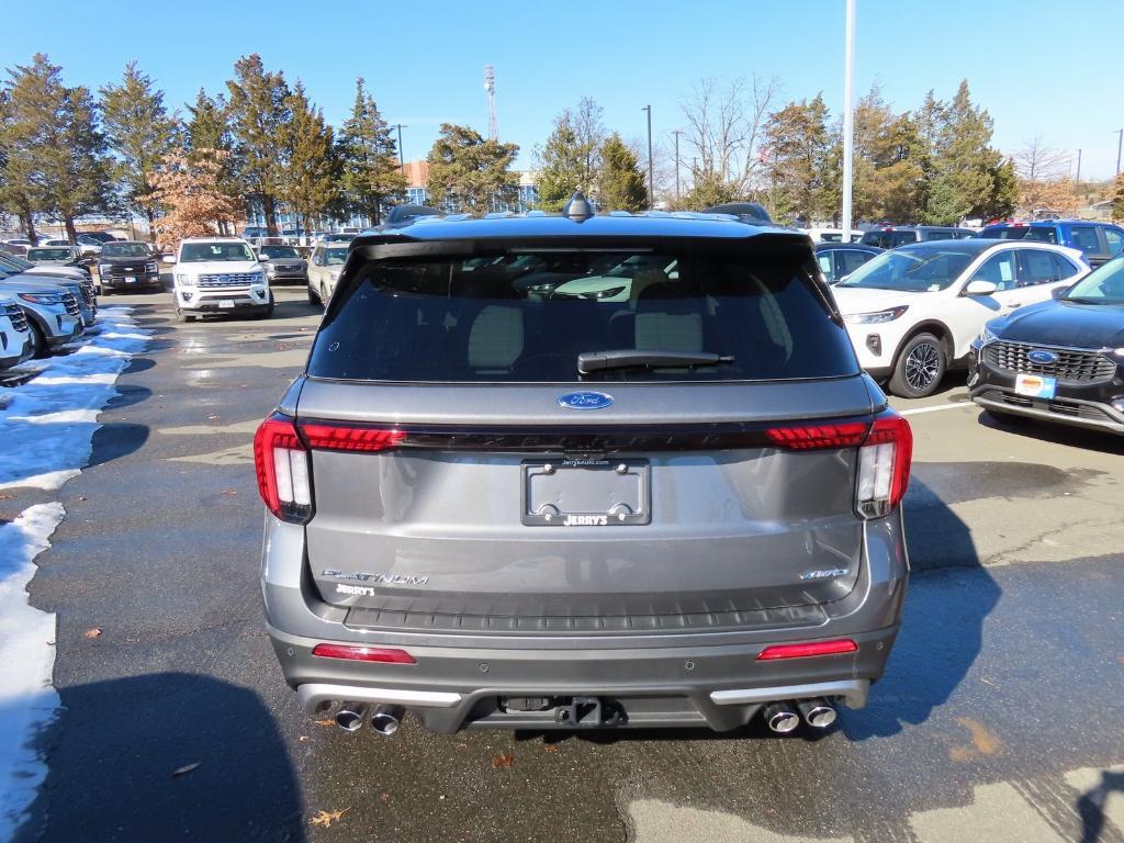 new 2025 Ford Explorer car, priced at $58,627