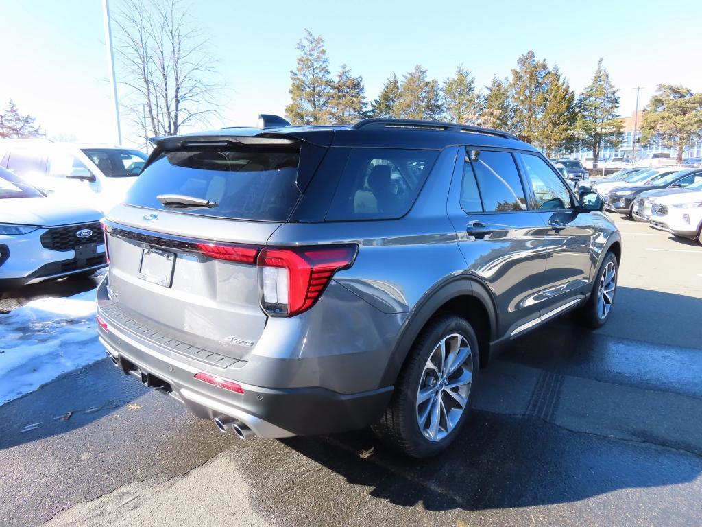 new 2025 Ford Explorer car, priced at $58,627