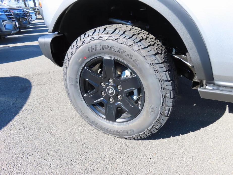 new 2024 Ford Bronco car, priced at $41,912