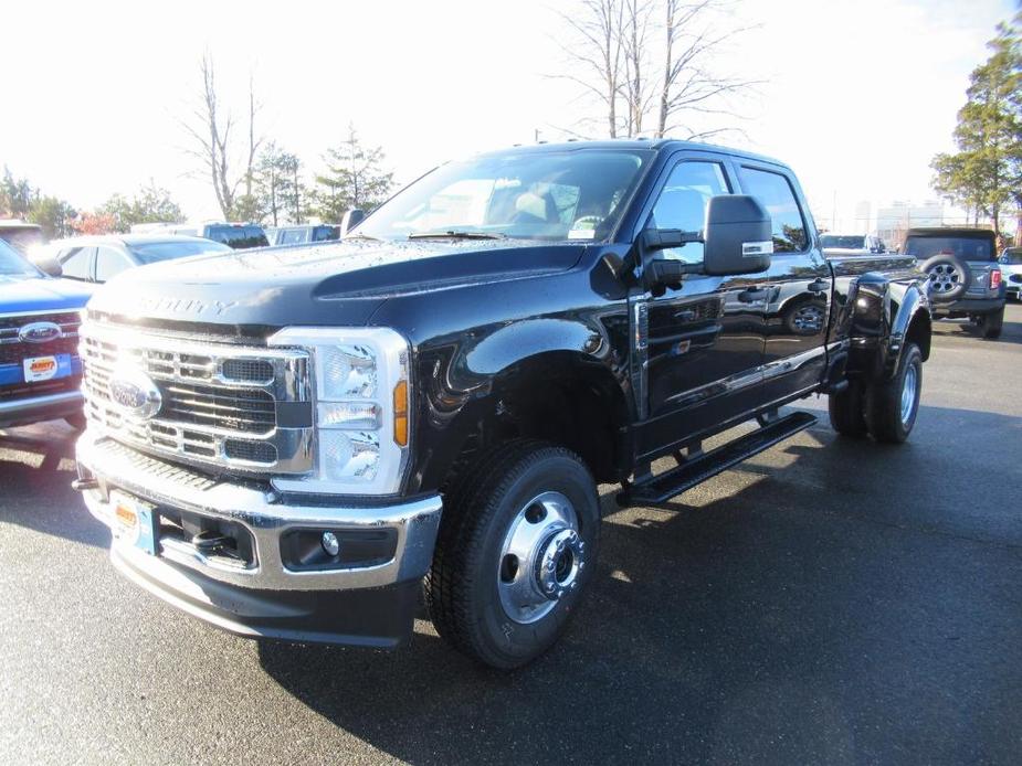 new 2024 Ford F-350 car, priced at $60,335