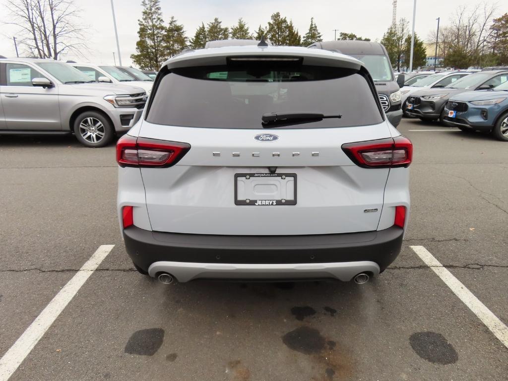 new 2025 Ford Escape car, priced at $33,905