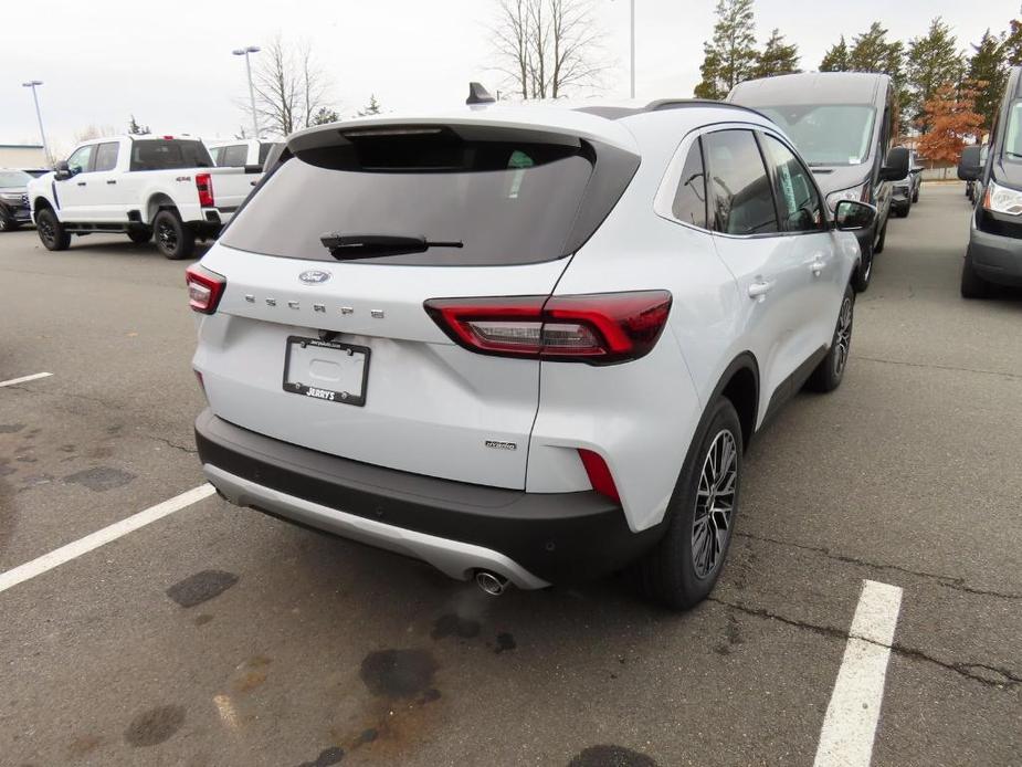 new 2025 Ford Escape car, priced at $33,905