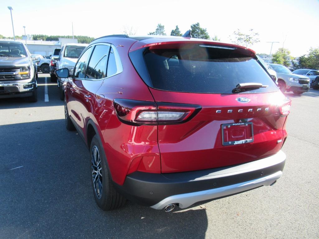 new 2025 Ford Escape car, priced at $35,526