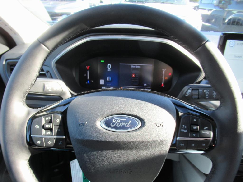 new 2025 Ford Escape car, priced at $35,526