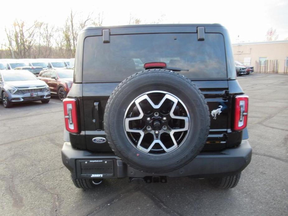 new 2024 Ford Bronco car, priced at $50,304