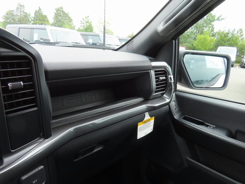 new 2025 Ford F-150 car, priced at $43,875