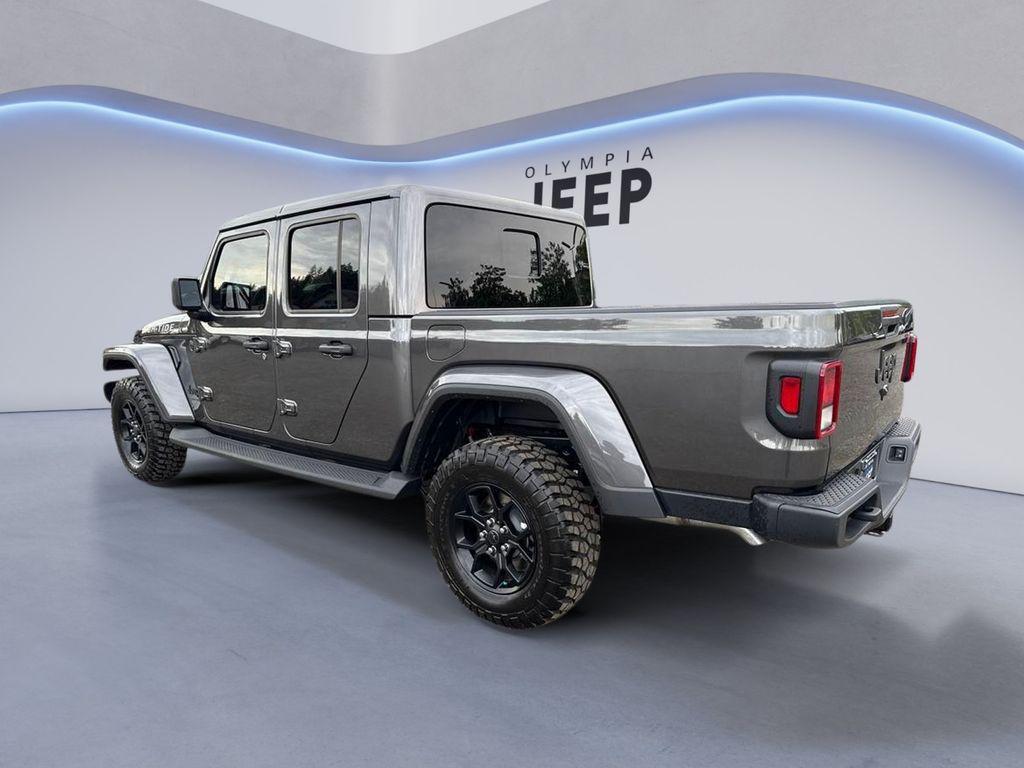 new 2025 Jeep Gladiator car, priced at $44,817