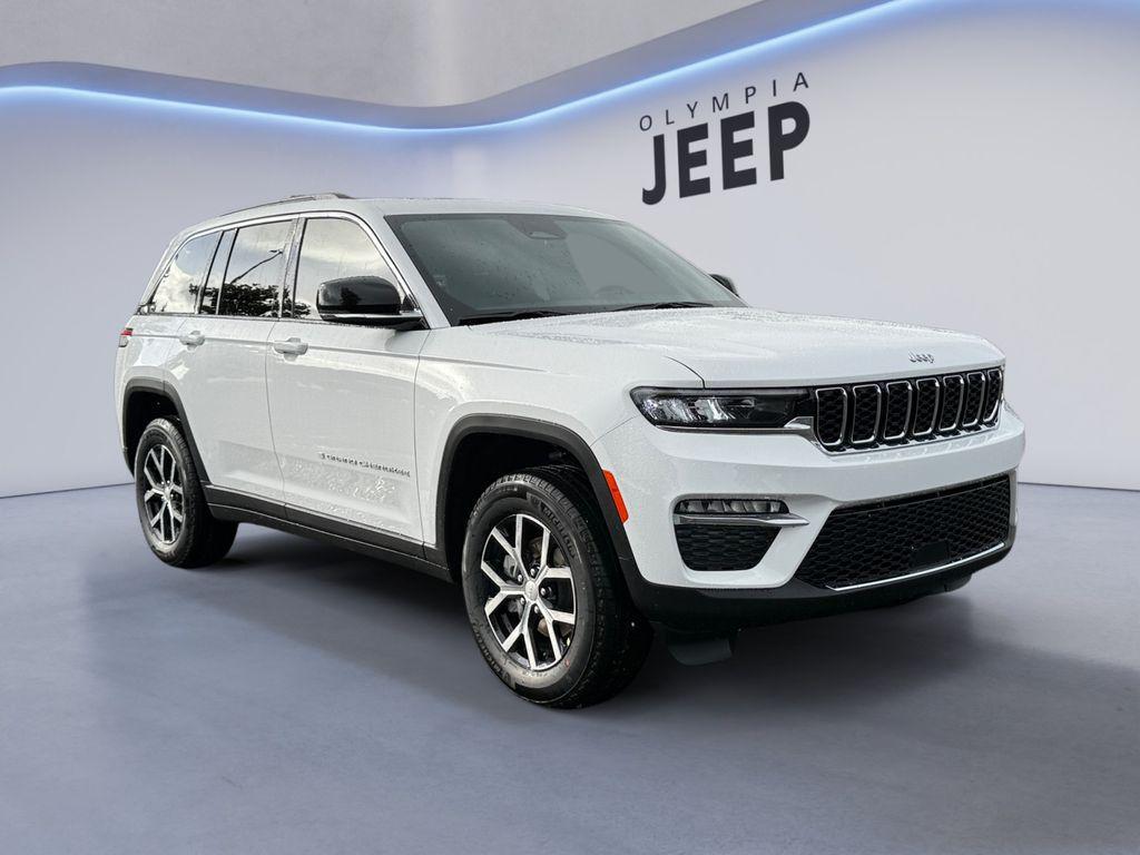 new 2025 Jeep Grand Cherokee car, priced at $44,660