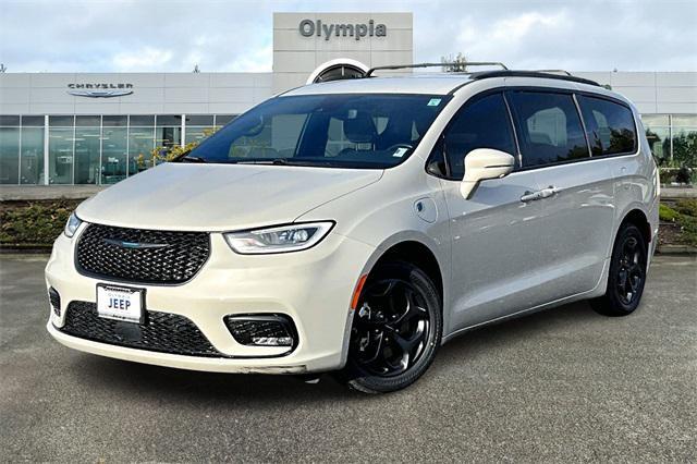 used 2021 Chrysler Pacifica Hybrid car, priced at $22,217