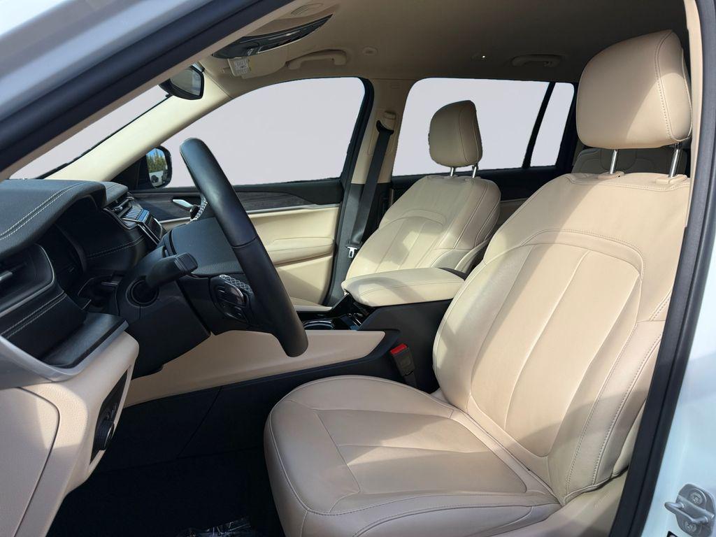 used 2022 Jeep Grand Cherokee L car, priced at $34,288