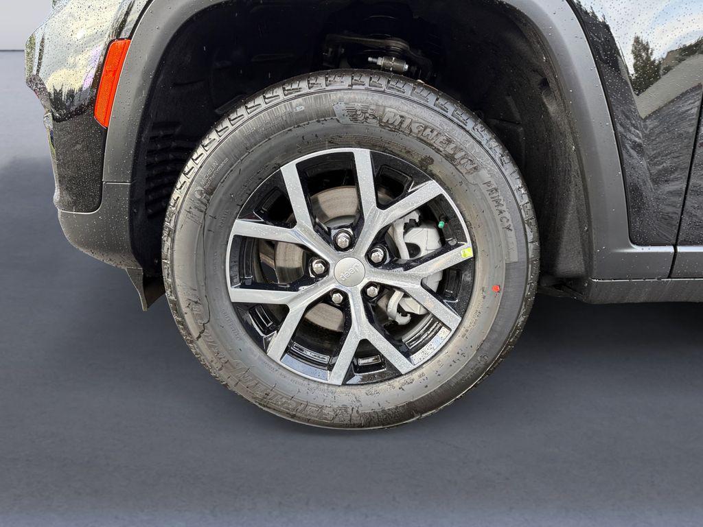 new 2025 Jeep Grand Cherokee car, priced at $46,296
