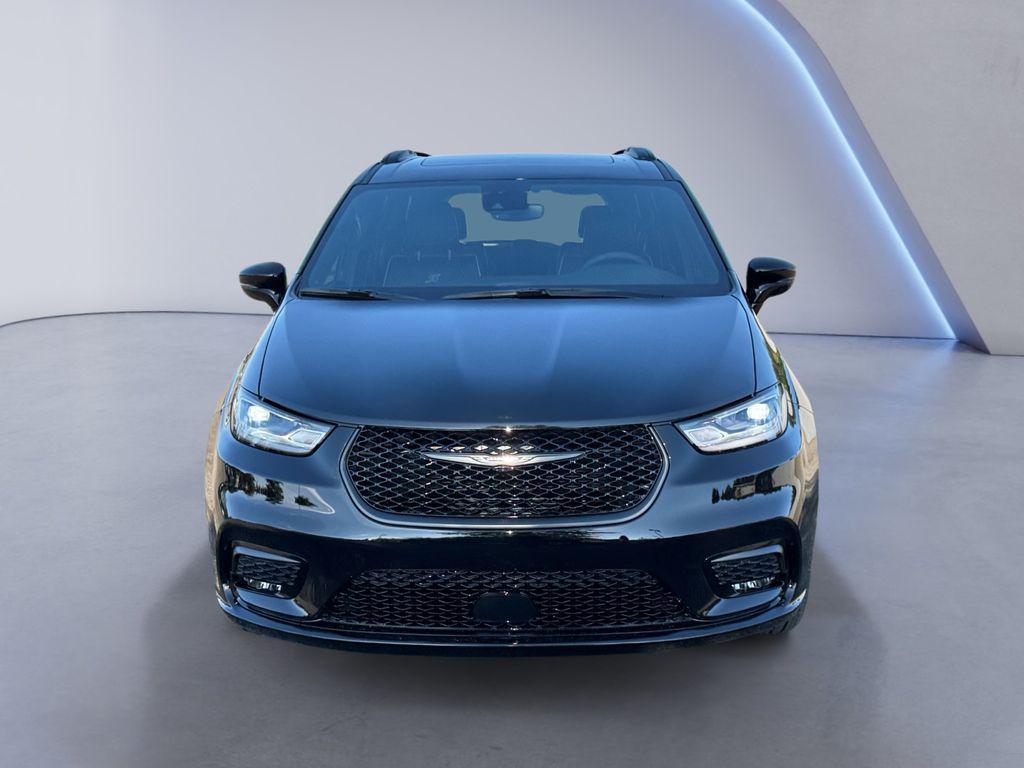 new 2026 Chrysler Pacifica car, priced at $51,259
