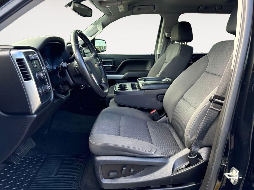 used 2018 Chevrolet Silverado 1500 car, priced at $31,899