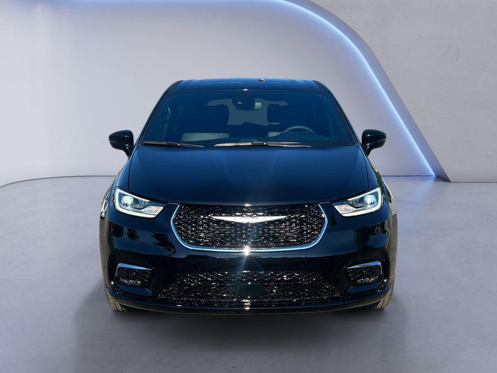 new 2026 Chrysler Pacifica car, priced at $47,252