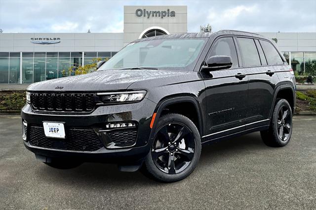 new 2025 Jeep Grand Cherokee car, priced at $54,955