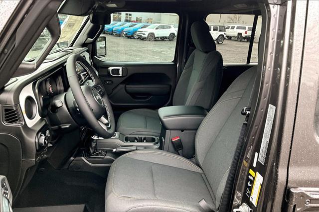 new 2025 Jeep Wrangler car, priced at $47,006