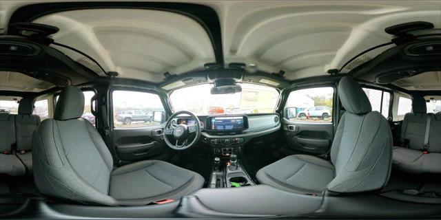 new 2025 Jeep Wrangler car, priced at $46,147
