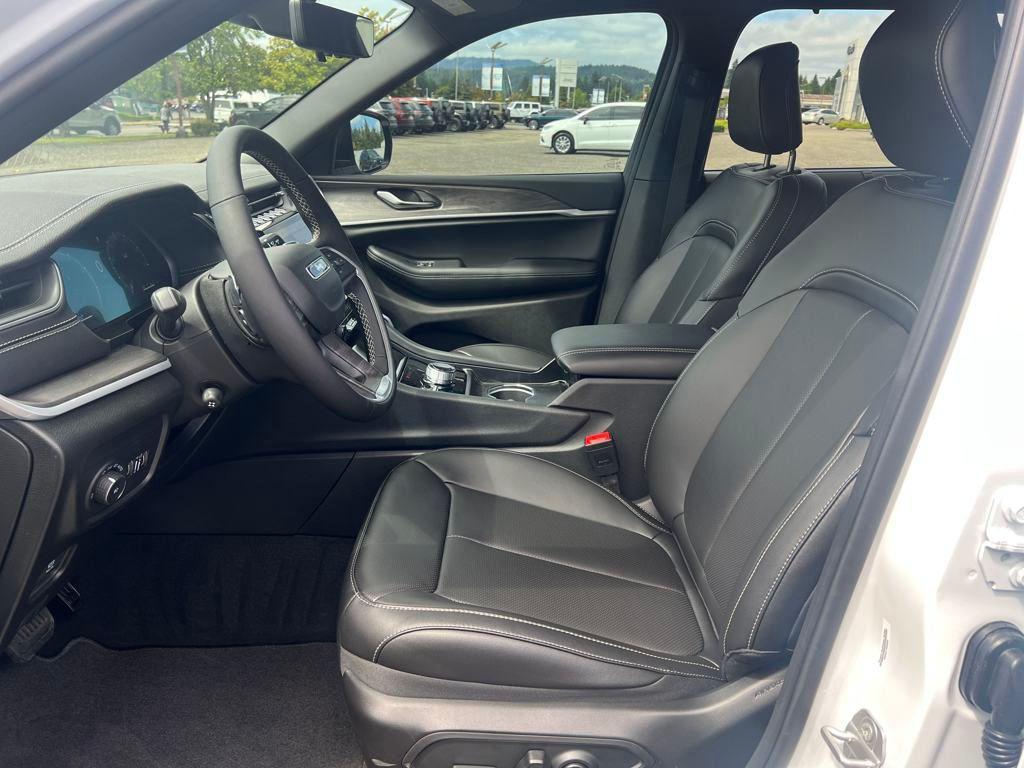 new 2025 Jeep Grand Cherokee L car, priced at $56,478