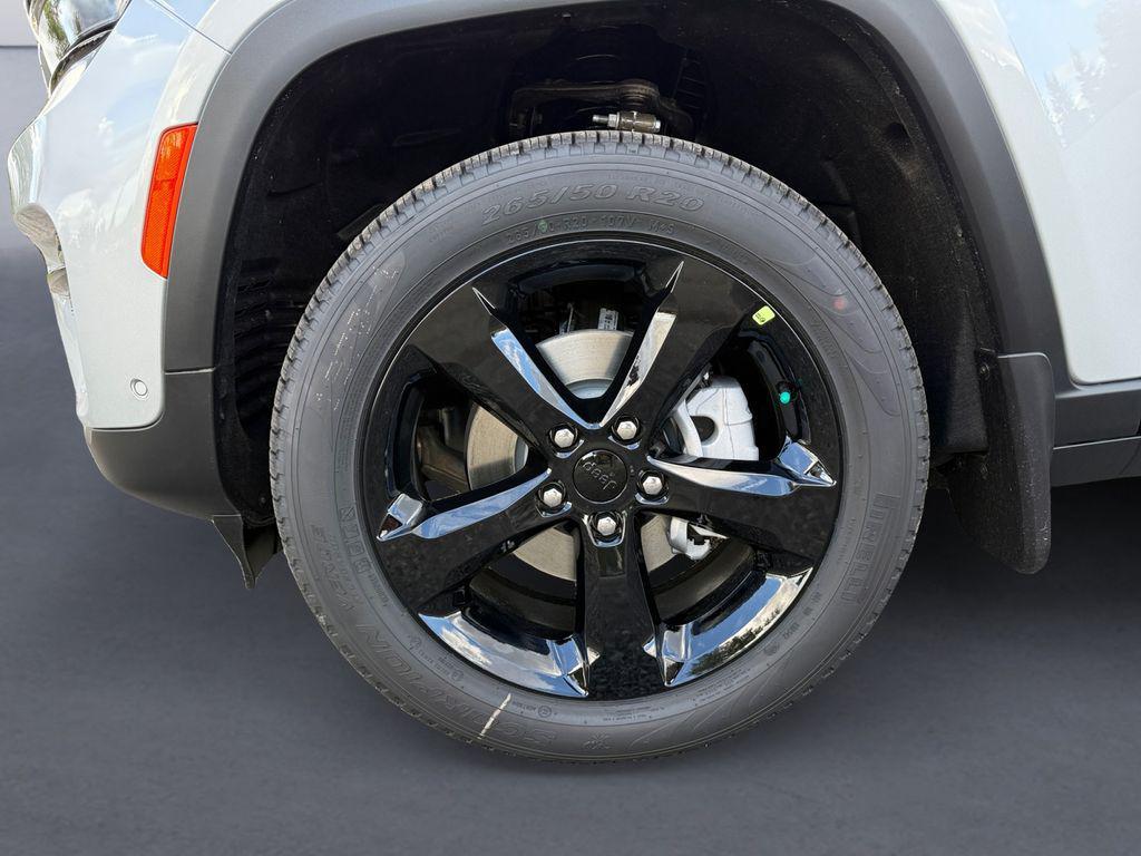 new 2025 Jeep Grand Cherokee car, priced at $53,265