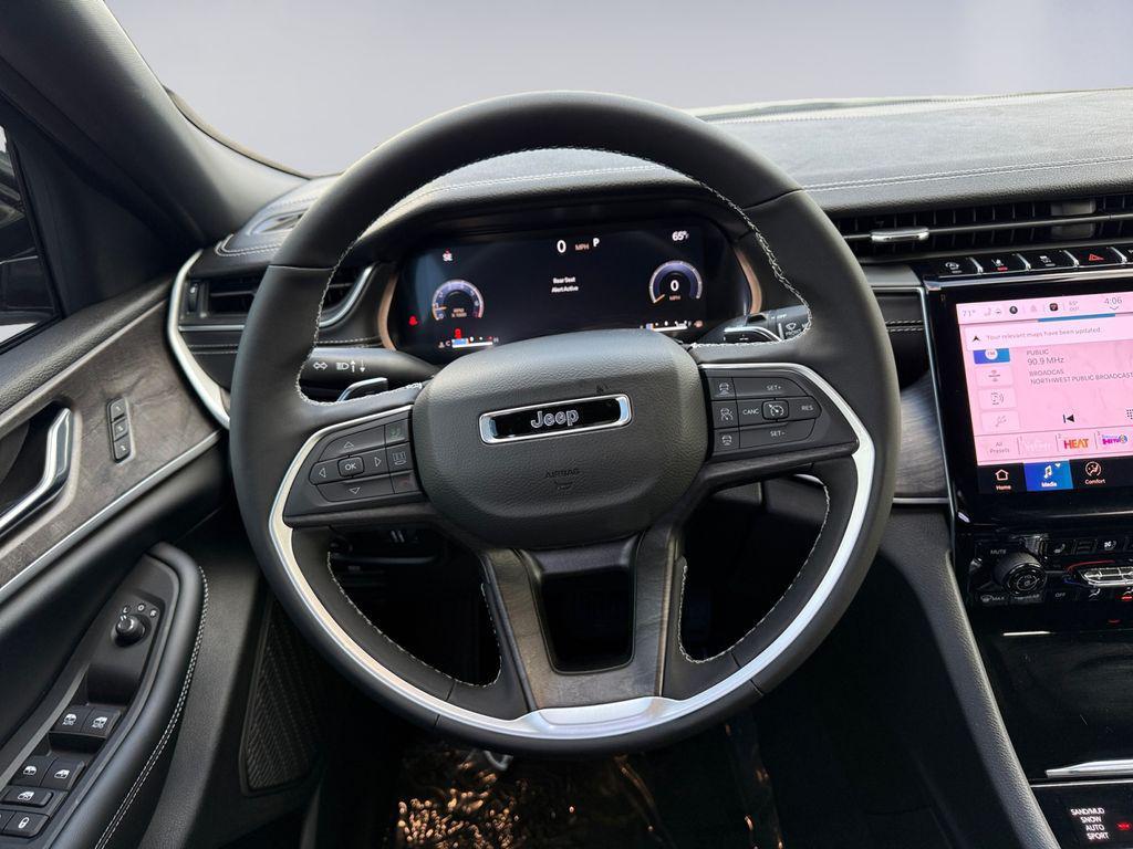 new 2025 Jeep Grand Cherokee car, priced at $53,265